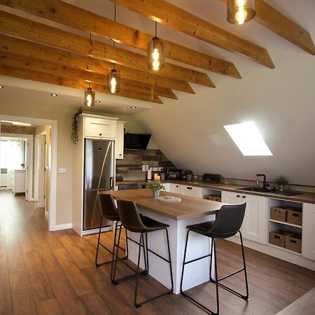 Connemara Luxury Apartment Kinvara Dış mekan fotoğraf